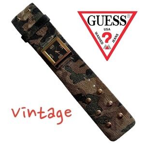 GUESS VINTAGE WATCH WITH CAMO LEATHER BAND AND NEW BATTERY